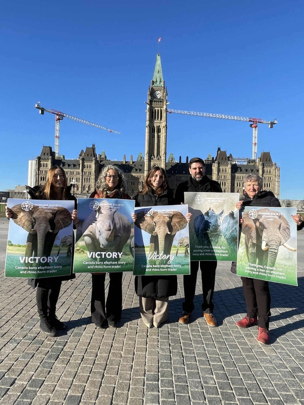 Rebecca Aldworth, Executive Director, HSI - Heather Craig, co-founder, Rhino &amp; Elephant  Defenders, (RED), Kelly Butler,  Wildlife Campaign Manager, HSI,  Michael Bernard, Deputy Director, HSI, Janine Cavin, co-founder, RED